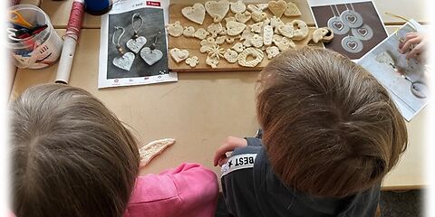 Plätzchen backen im Hort Pfiffikus