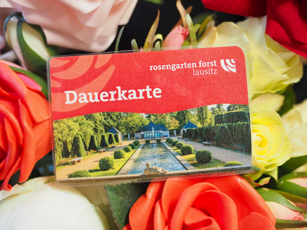 Stadt Forst (Lausitz) Dauerkarte für die Rosengartensaison 2023 mit