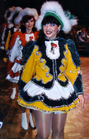 Funkentanzgruppe des Karnevalsvereins Forst-Sacro, Fotograf: unbekannt, vom Verein übergeben, Copyright: Karnevalsverein Forst-Sacro